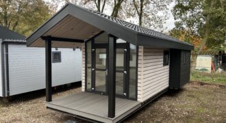 Tiny House 4-persoons met terras en bedstee