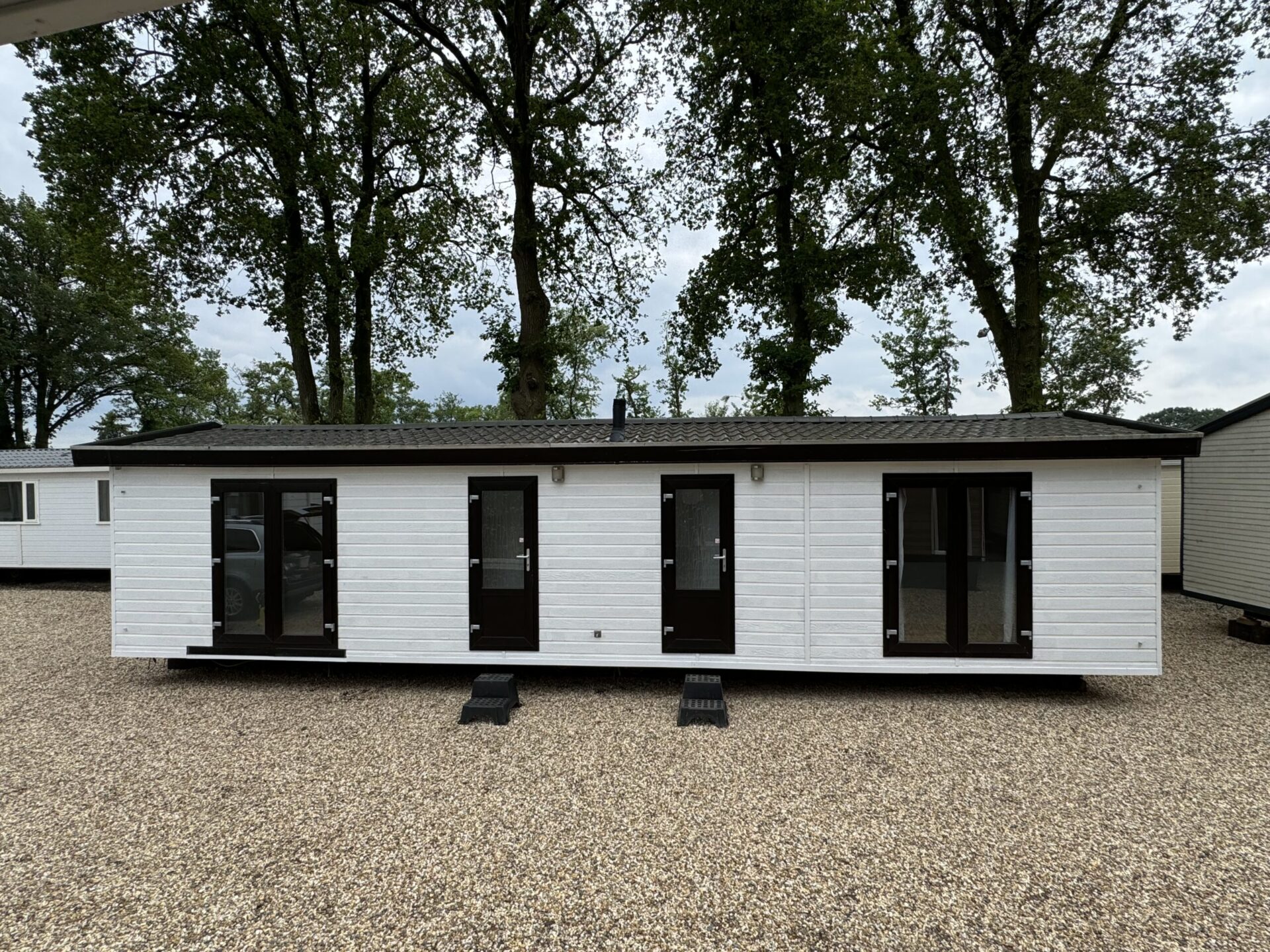 UNIEK! Studio Chalet 12 x 4 m CV Airco Winterhard