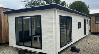 Maat Chalet 10.6 x 4 m CV Winterhard