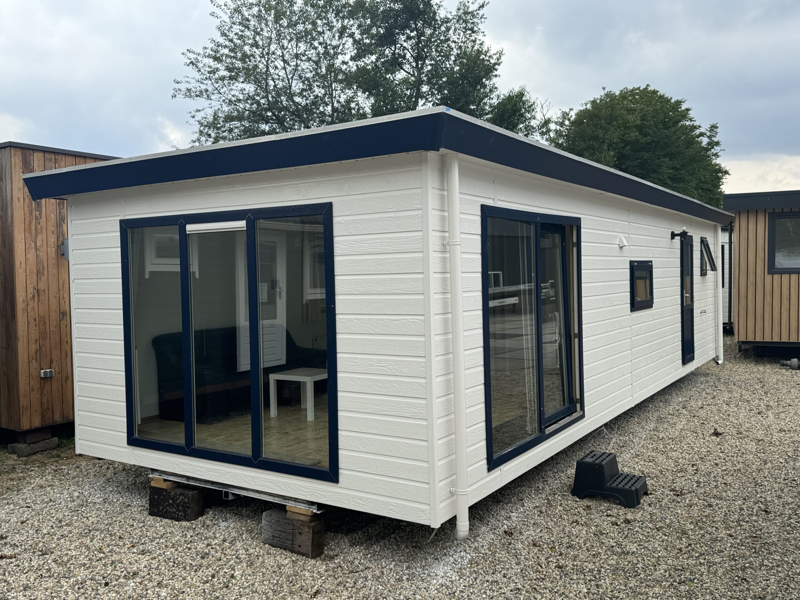 3 x Maat Chalet 10.6 x 4 m CV Winterhard