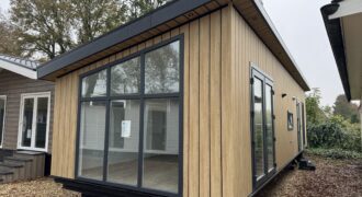 Chalet Lessenaar 12 x 4 m Nieuw