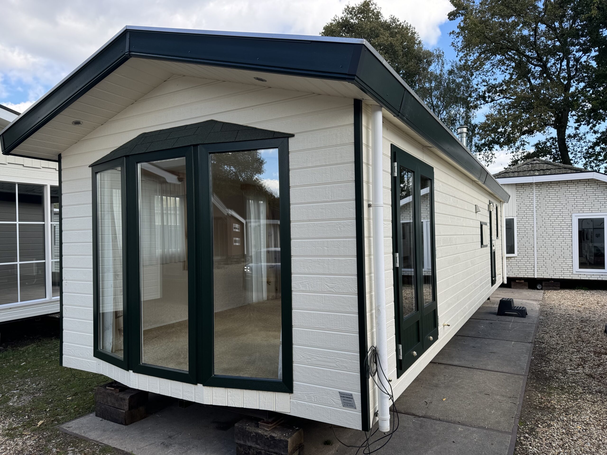 Klein Paradijs Chalet 11 x 3.70 m