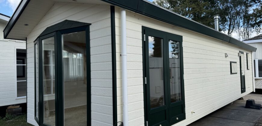 Klein Paradijs Chalet 11 x 3.70 m