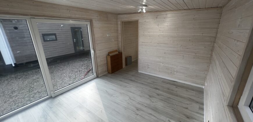 Tiny House / Chalet 11 x 3.5 m