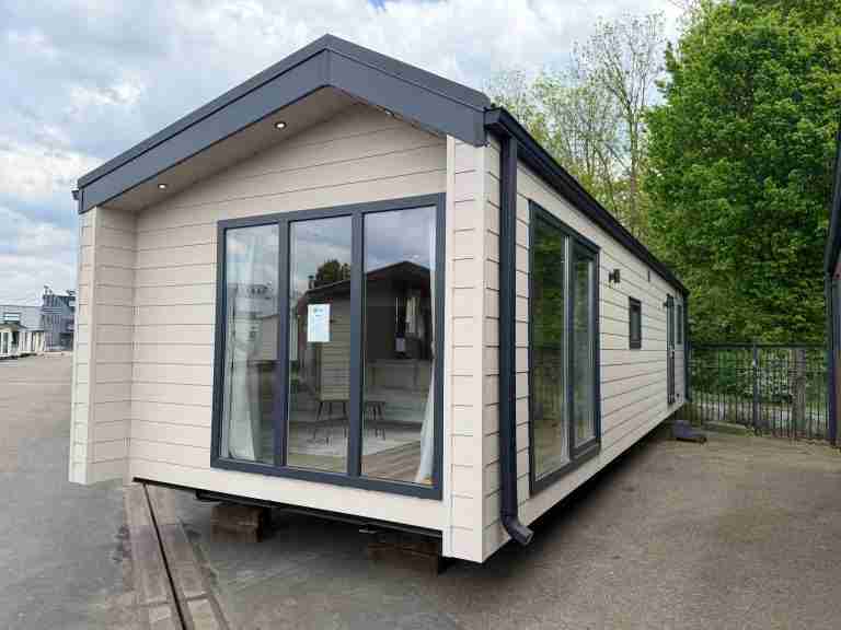 Overson Arden 12 x 4 m