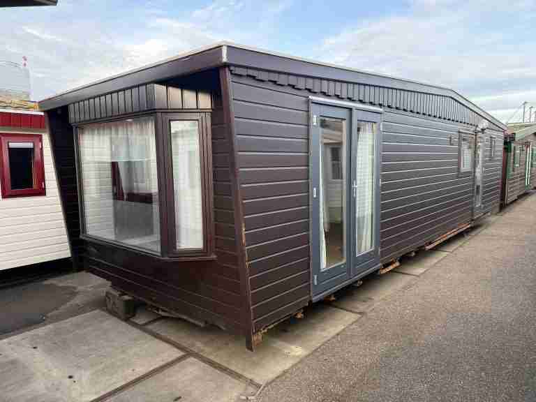 Saricar Chalet 10.50 x 3.70 m