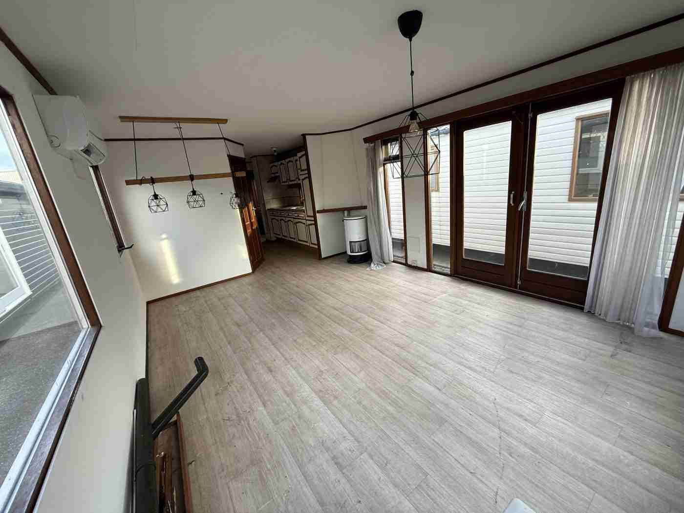 Saricar Chalet 12.50 x 3.70 m foto 7