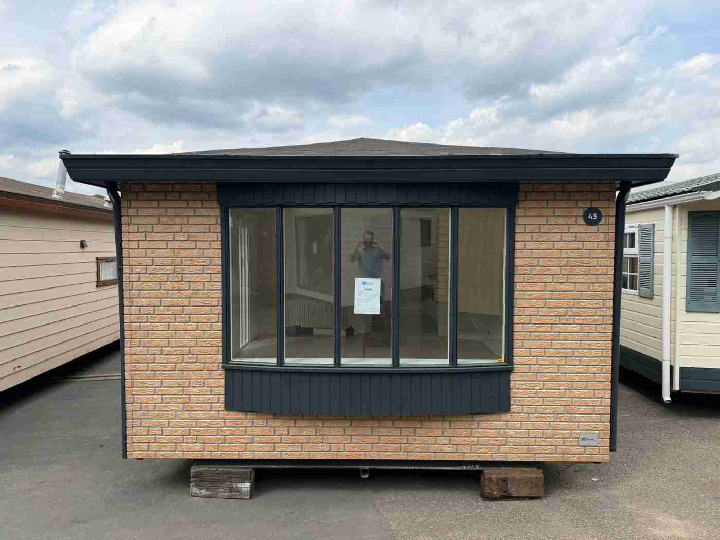 Woonwagen / Chalet 11.20 x 4.10 m foto 16