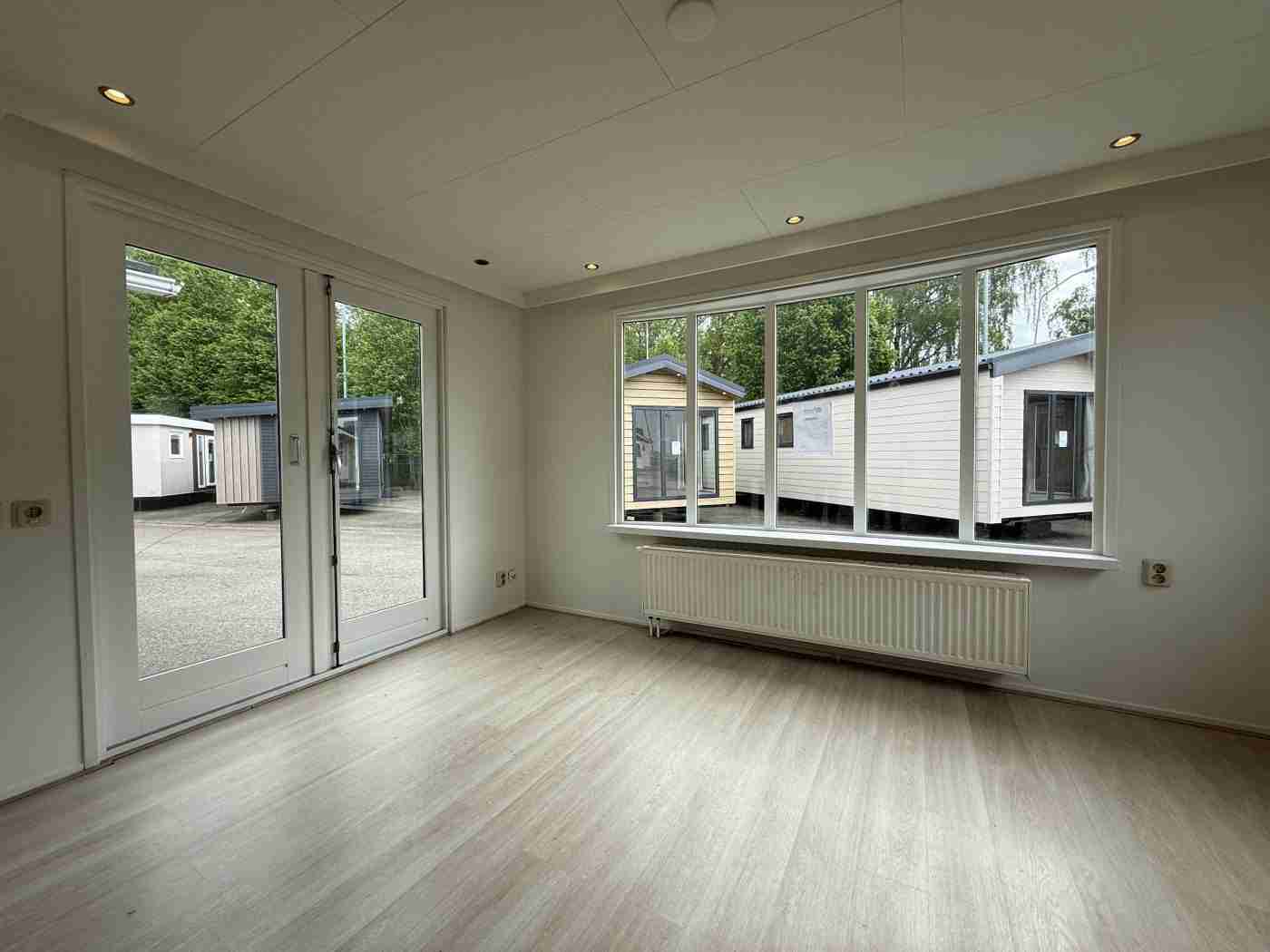 Woonwagen / Chalet 11.20 x 4.10 m foto 10