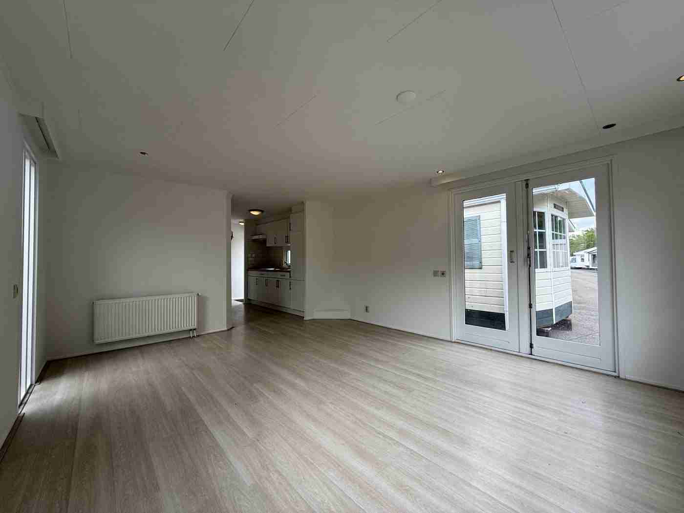 Woonwagen / Chalet 11.20 x 4.10 m foto 9