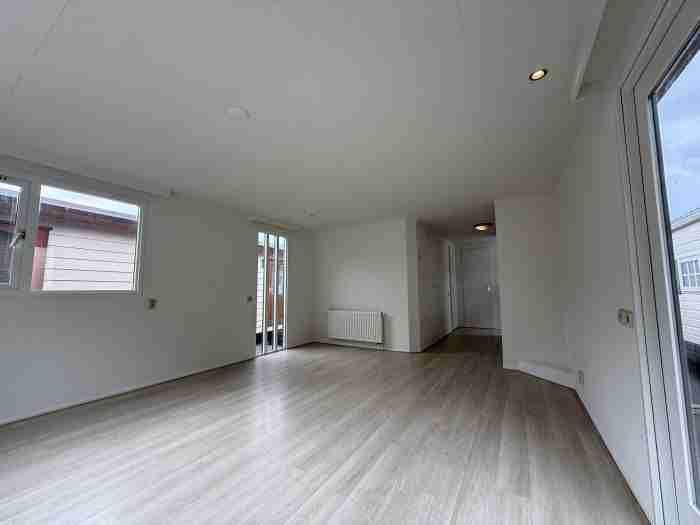 Woonwagen / Chalet 11.20 x 4.10 m foto 8