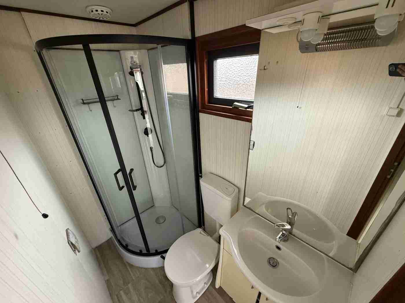 Saricar Chalet 9.40 x 3.80 m