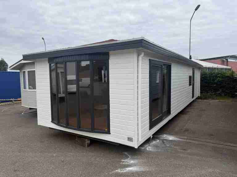 Maat Chalet 12 x 4 m