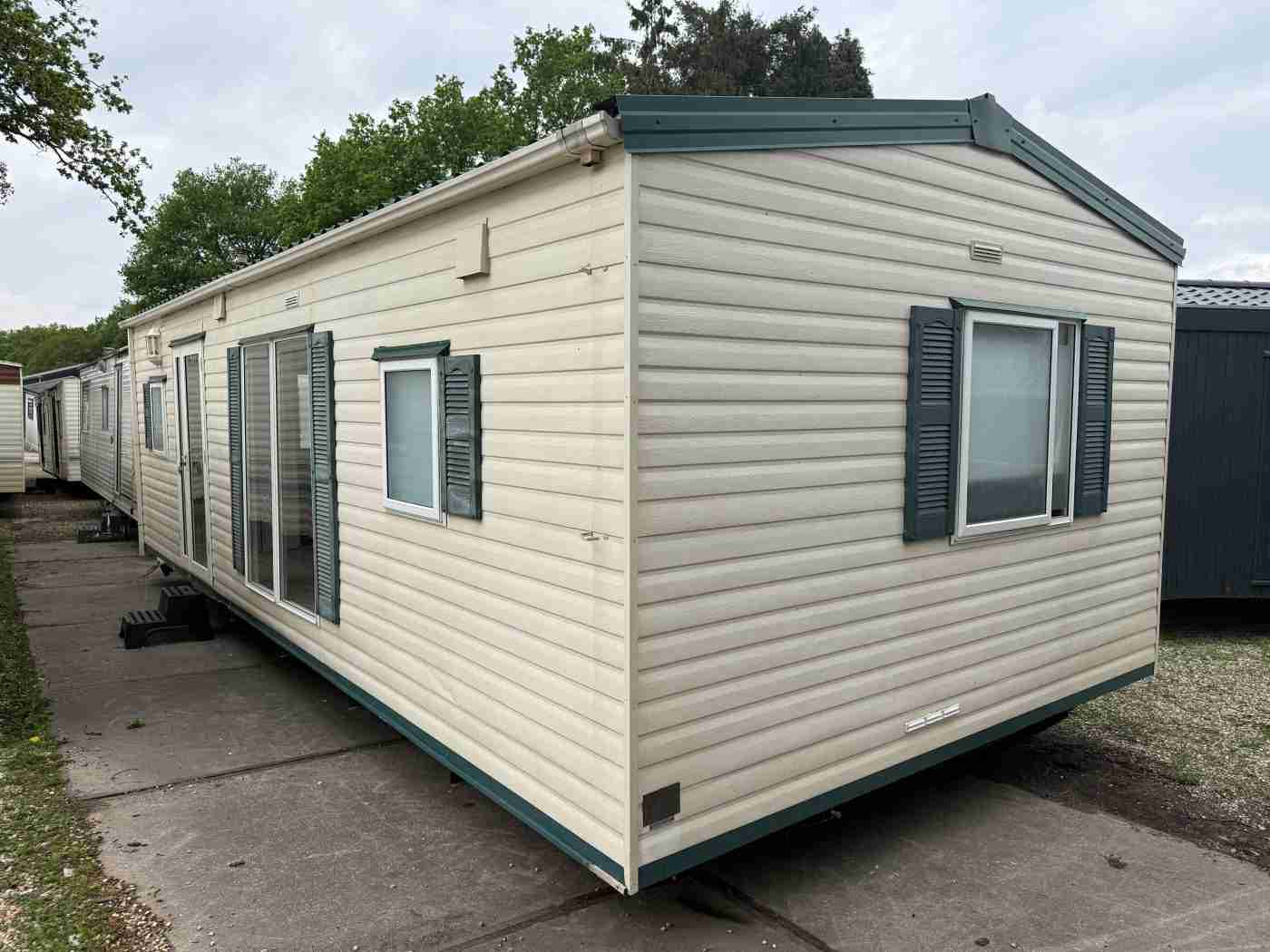 Topline Stacaravan 8.60 x 3.70 m foto 12