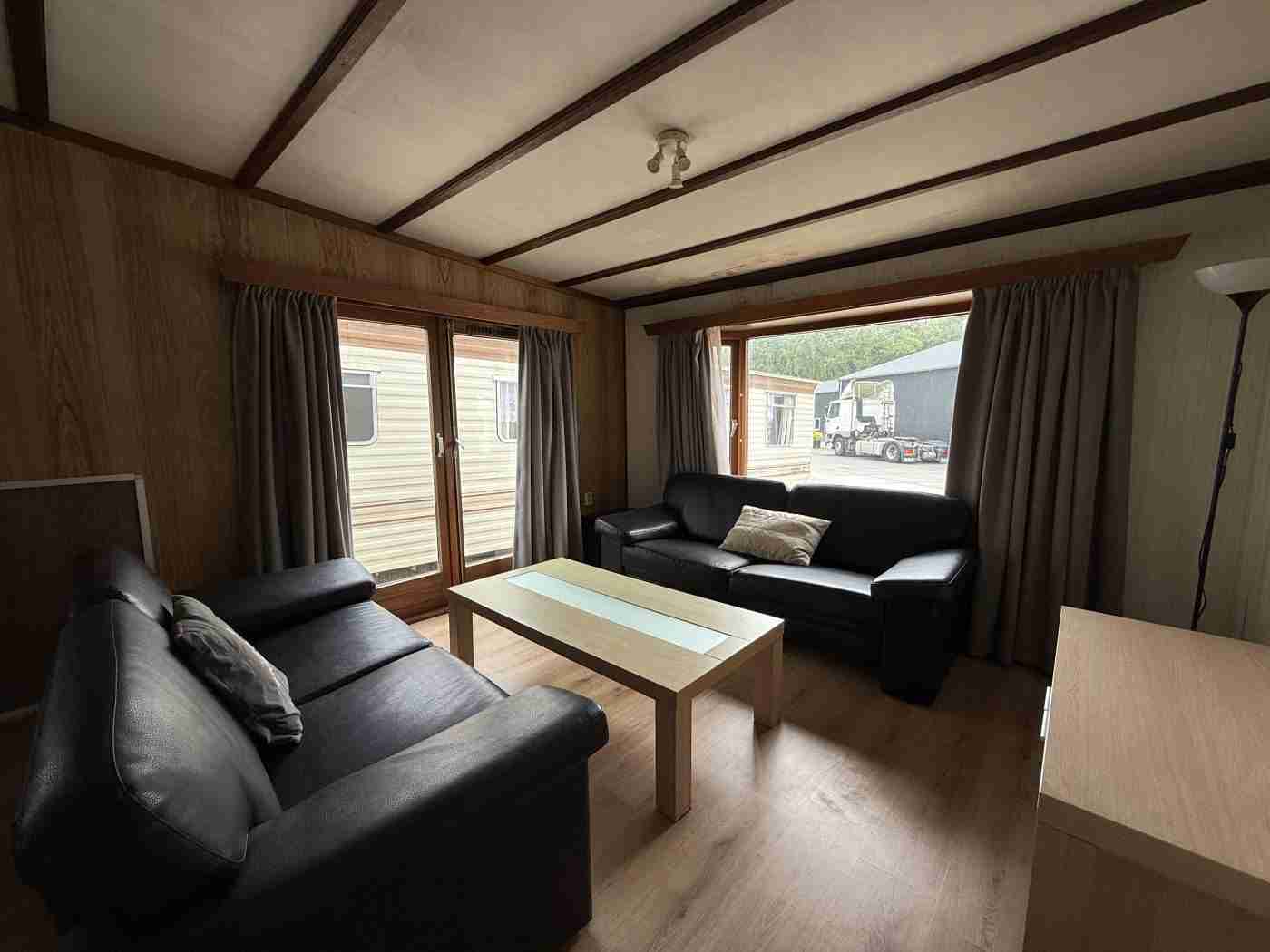 Saricar Chalet 10.60 x 3.60 m foto 7
