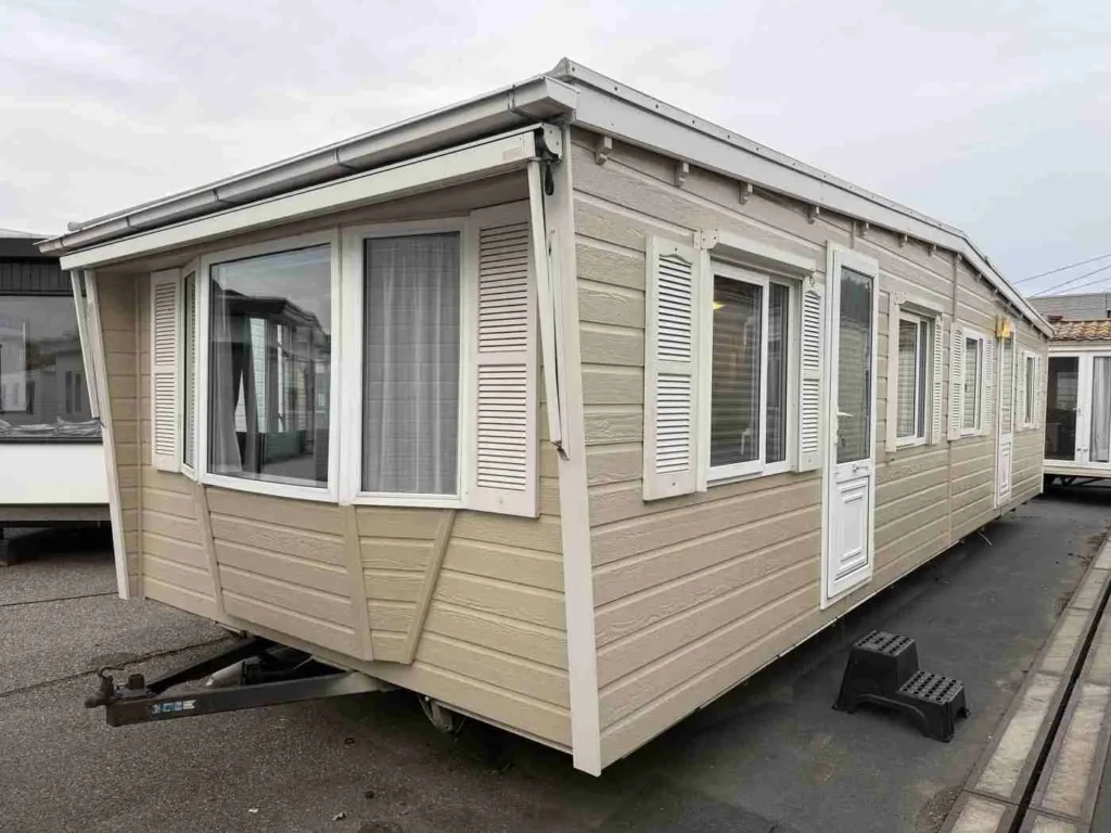 Canexel Chalet 10 x 3.70 m – foto 1
