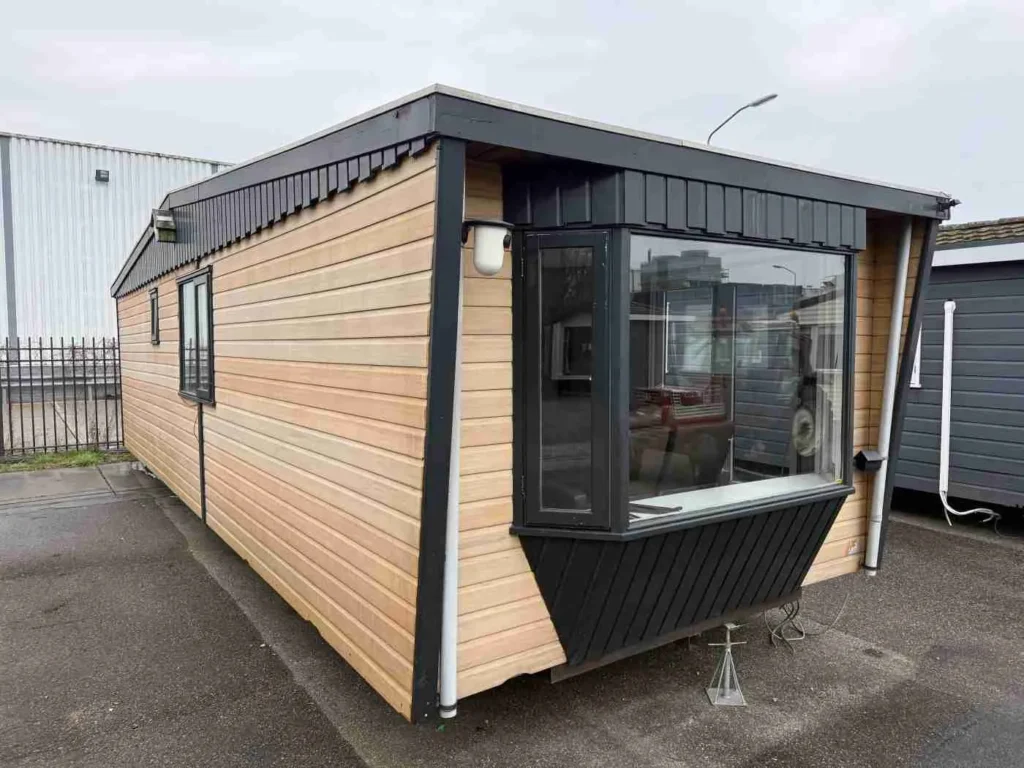 Kunststof Chalet 10.30 x 3.60 m – foto 3