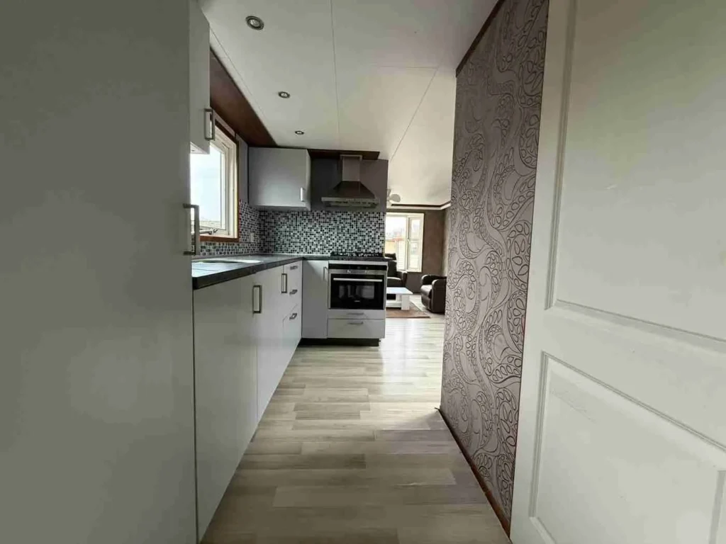 Kunststof Chalet 10.30 x 3.60 m – foto 5