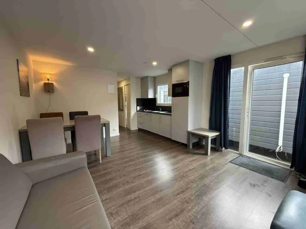 Kunststof Chalet 10.70 x 4 m – foto 7