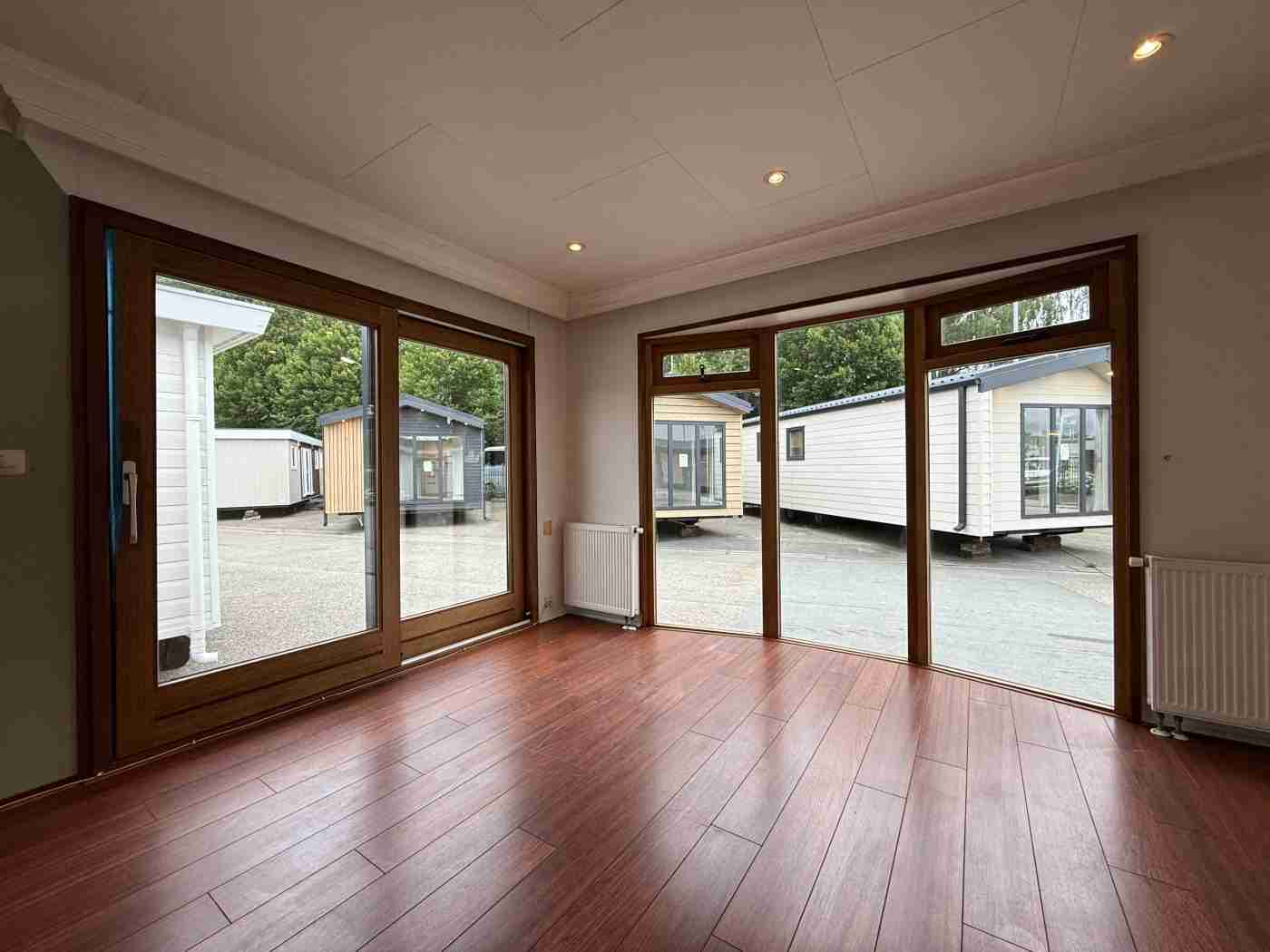 Continental Chalet 11 x 4 m foto 9