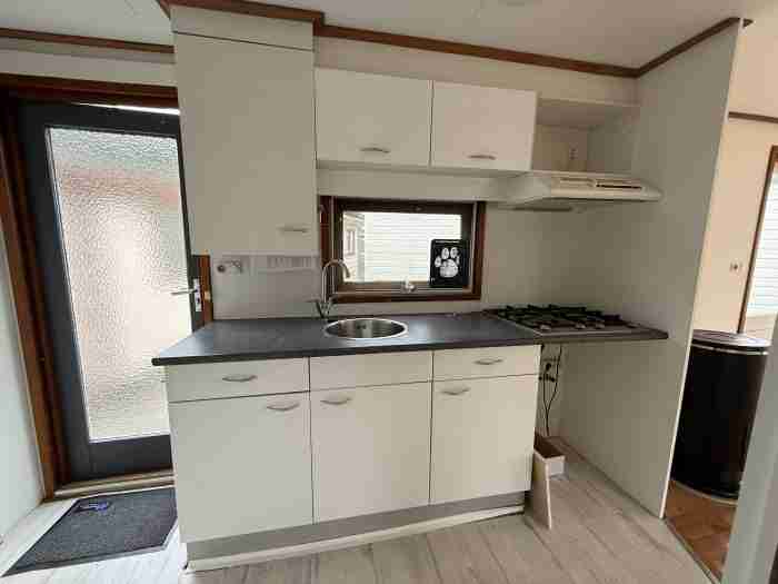 Canexel Chalet 9 x 3.70 m foto 4