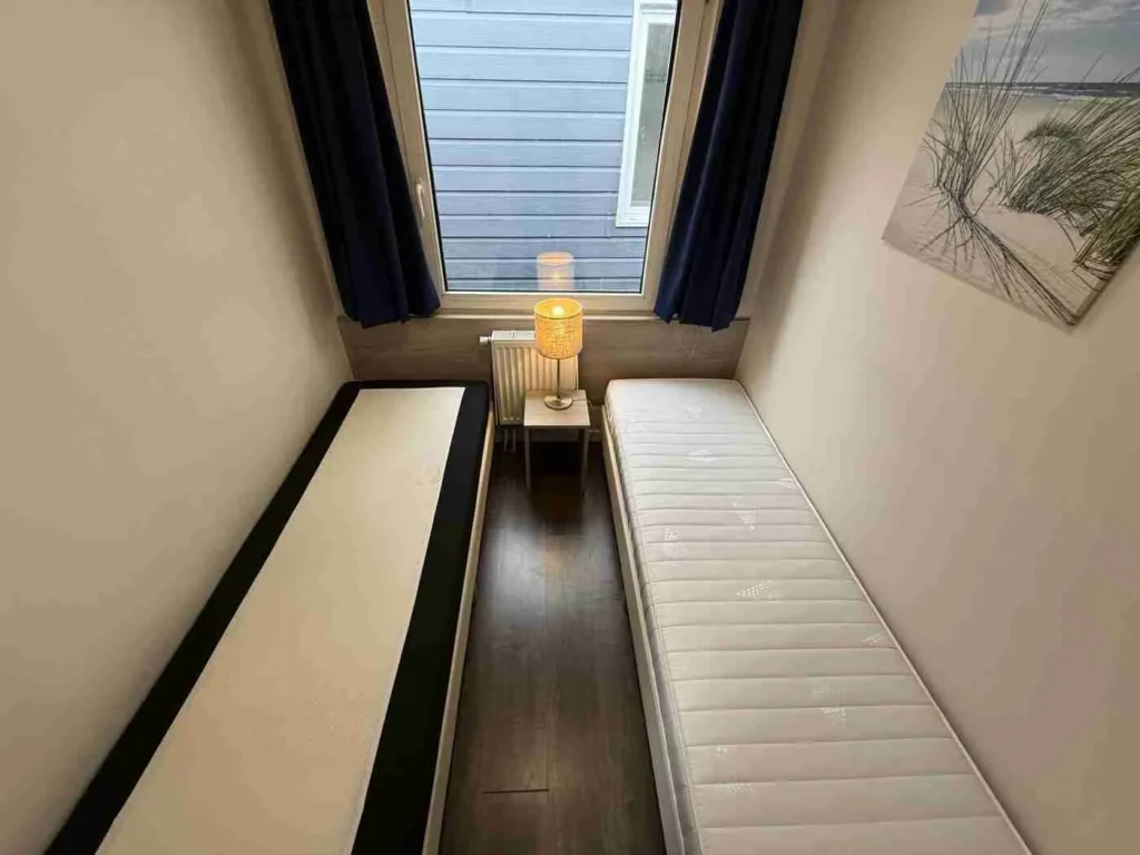 Kunststof Chalet 10.70 x 4 m – foto 12