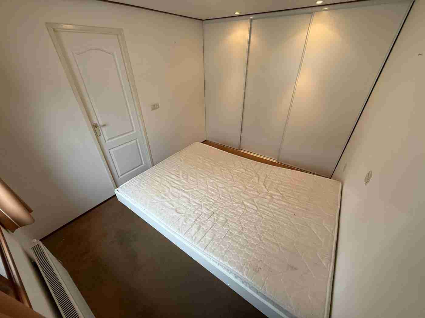 Continental Chalet 11 x 4 m