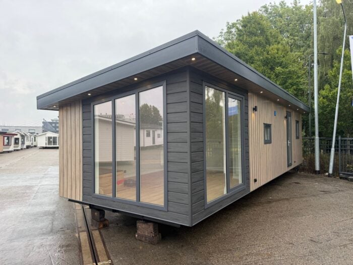 Overson Lessenaar 12 x 4.10 m chalet