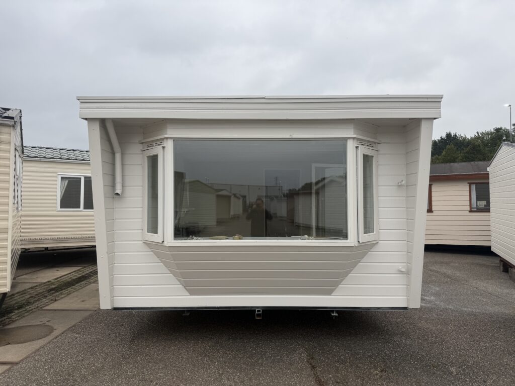 Saricar Chalet 11.50 × 3.70 m