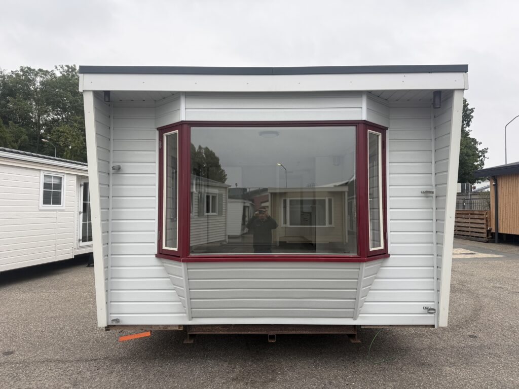 Saricar Chalet 11.40 × 3.70 m